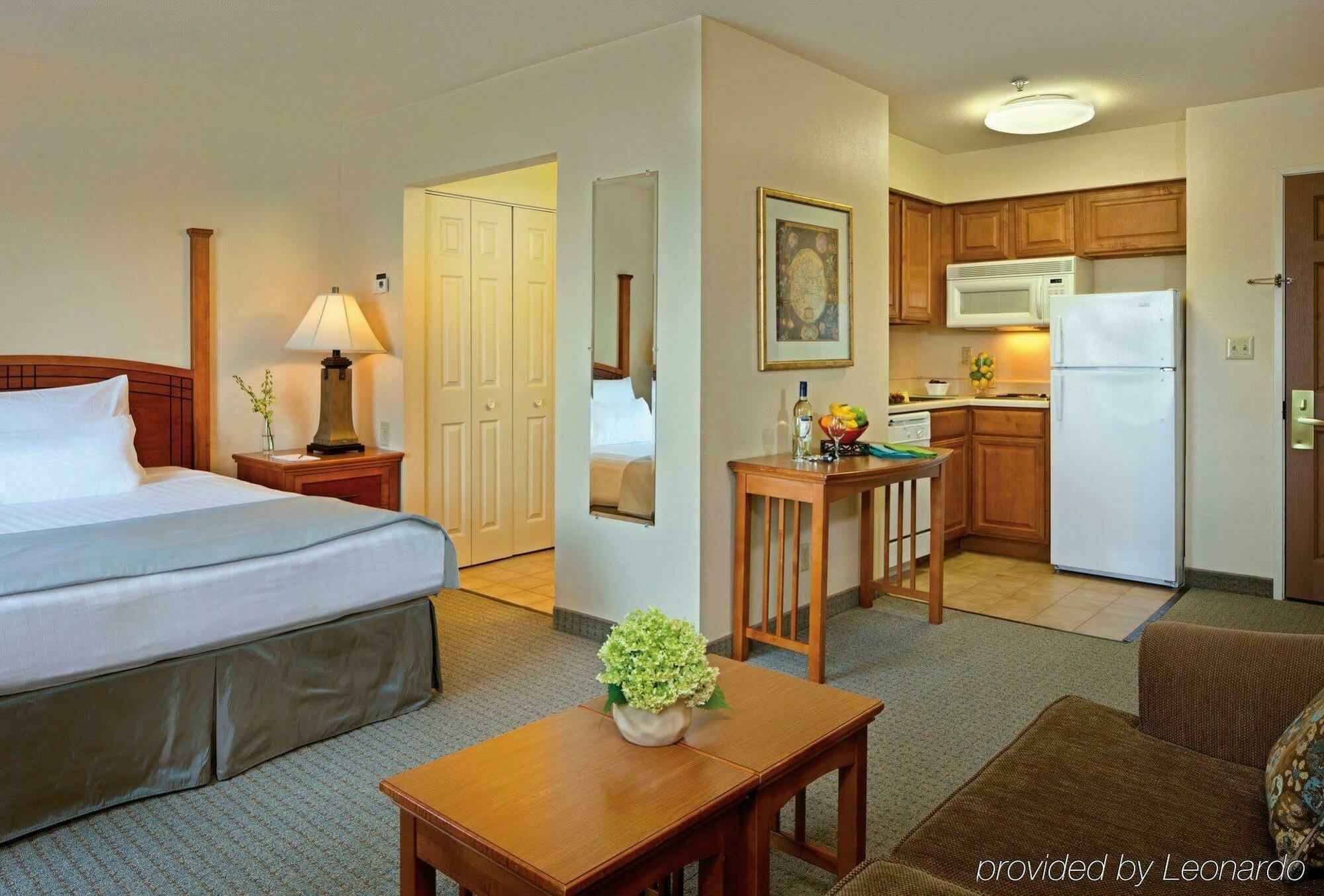 Staybridge Suites Myrtle Beach-Fantasy Harbour By Ihg Socastee Room photo
